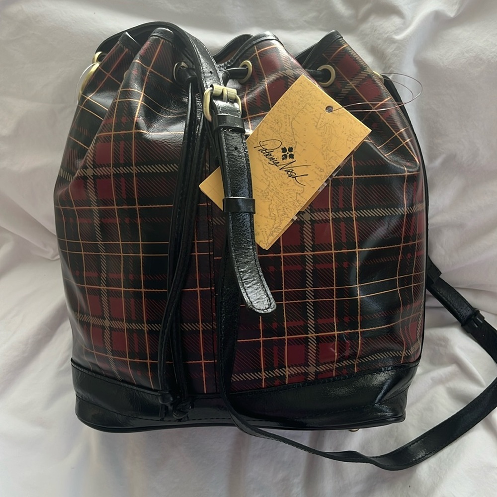 NWT Patricia Nash Tartan Bucket Bag